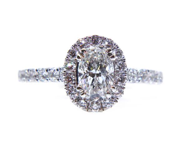 Platinum-Oval-Halo-Diamond-Engagement-Ring-GIA-Certified-F-VS2-1.16ct-Campbell-Jewellers_grande